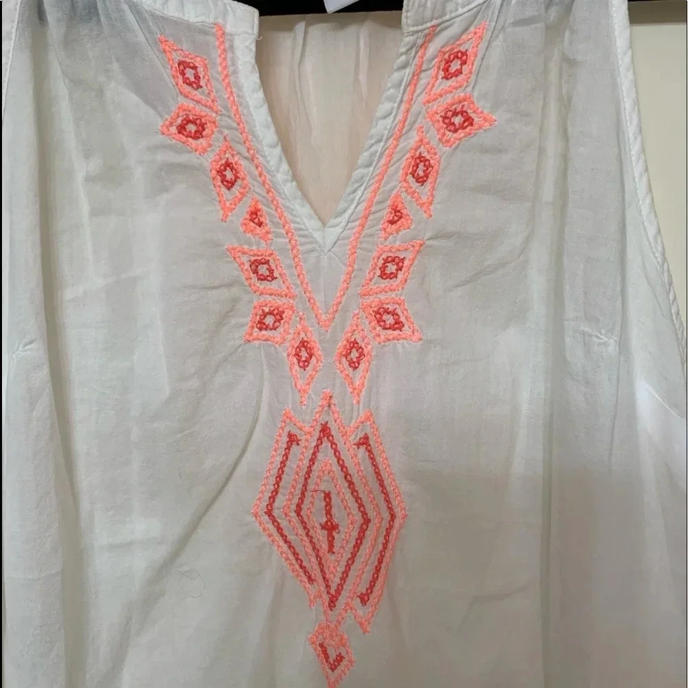 Old Navy Embroidered Tank - Picture 3 of 6